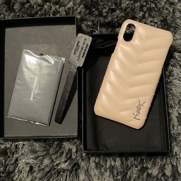 Saint Laurent Quilted X/XS Iphone Case Authentic - Picture 3 of 4